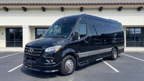 johns creek employee shuttle van service
