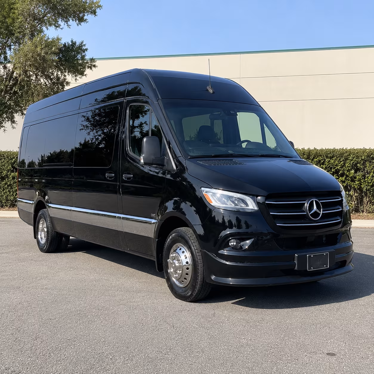 find the perfect transportation for your next airport transfer 1