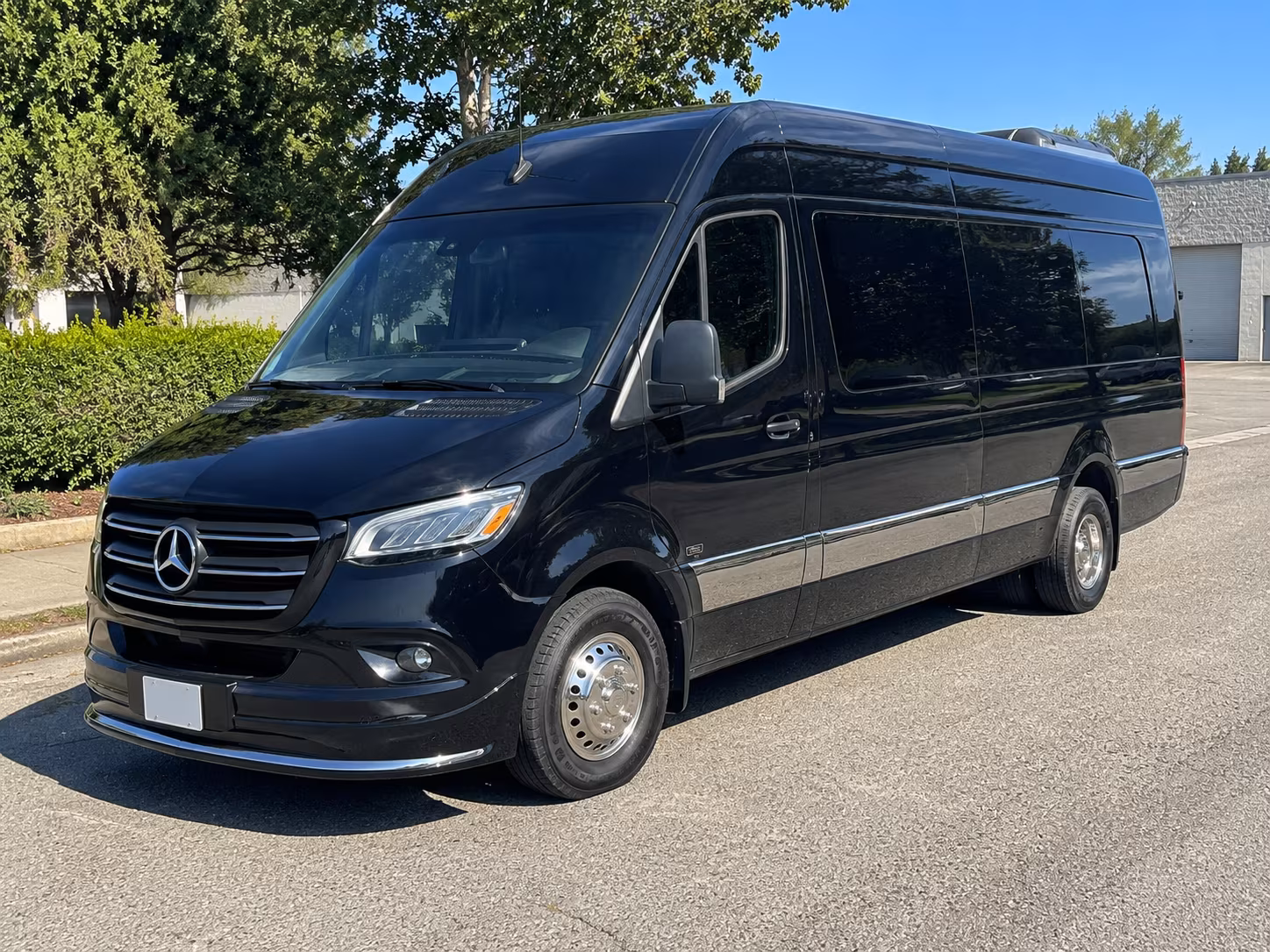 find the perfect transportation for your next wedding 1