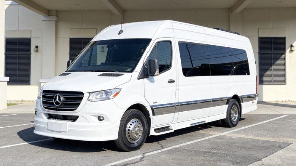 smyrna airport sprinter van service